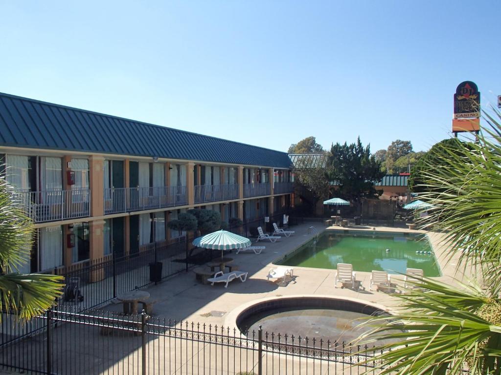 Bossier Inn And Suites 波西尔城 外观 照片